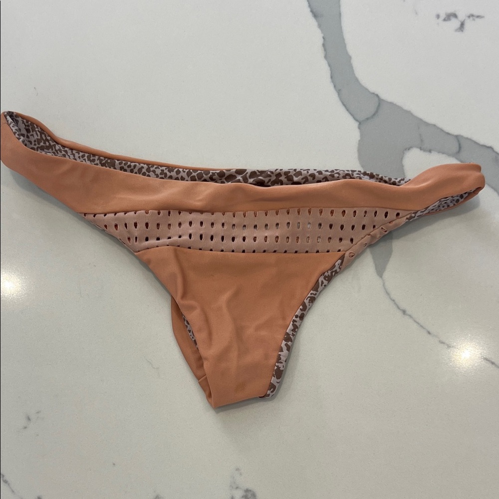 Acacia swimwear bottom size XS